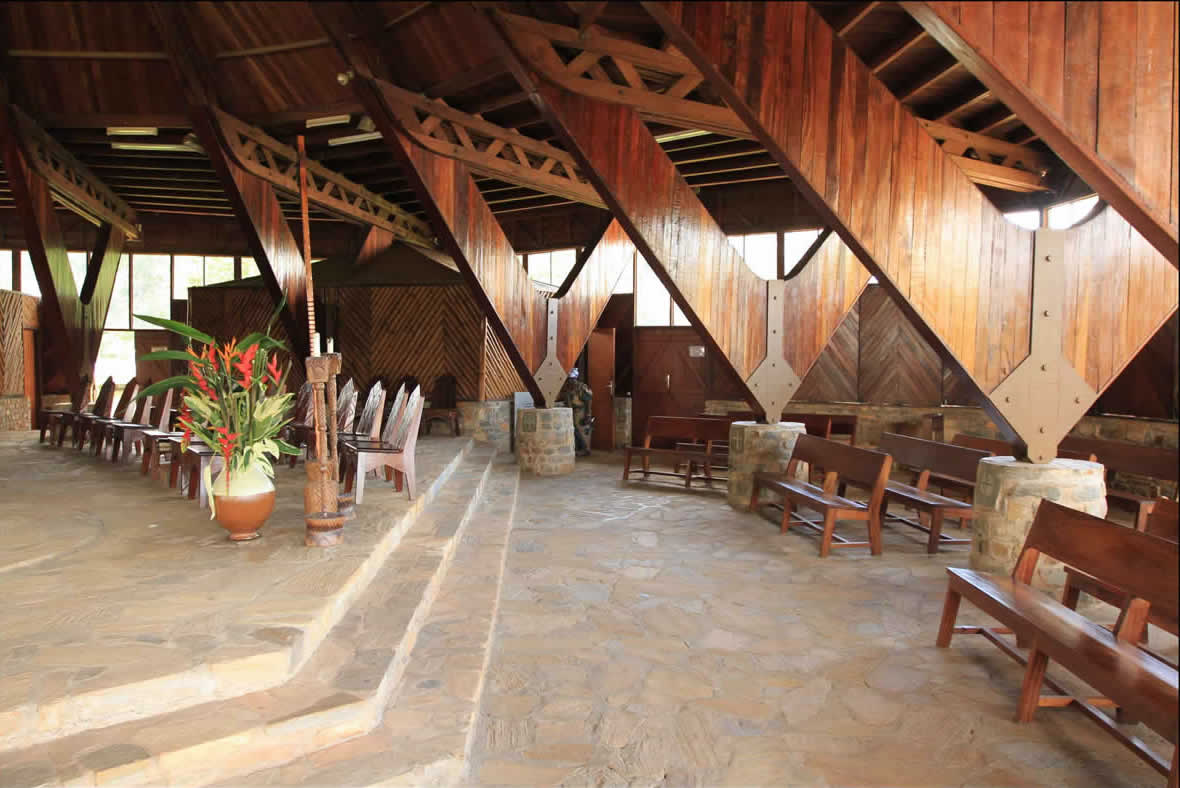 Plateau de Dayes - Intérieur du Monastère de Dzogbégan - Danyi - Togo