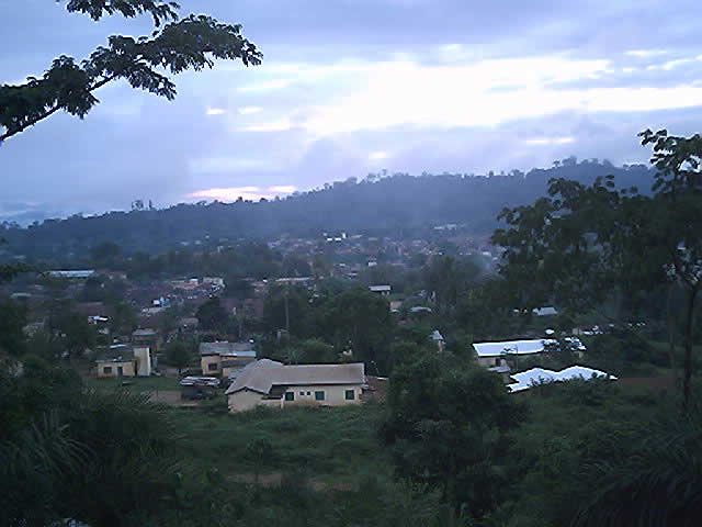 Vue aérienne de la ville de Badou - Togo - Afrique de l'Ouest